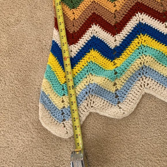 HANDMADE  multicolor "Everyone Included" afghan crochet blanket, zig zag pattern - Picture 8 of 13